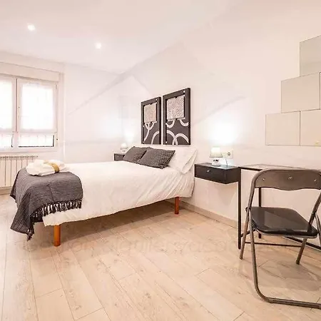 Apartment Balmes Apartamento *